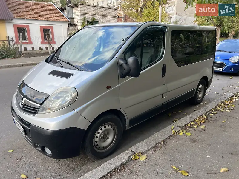 2007 opel vivaro-