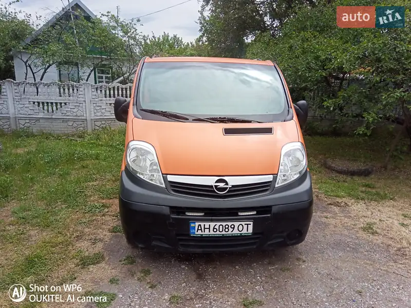 2010 opel vivaro