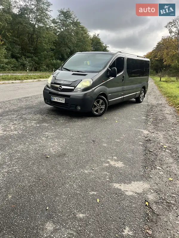 2011 opel vivaro