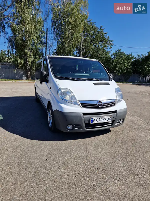 2009 opel vivaro
