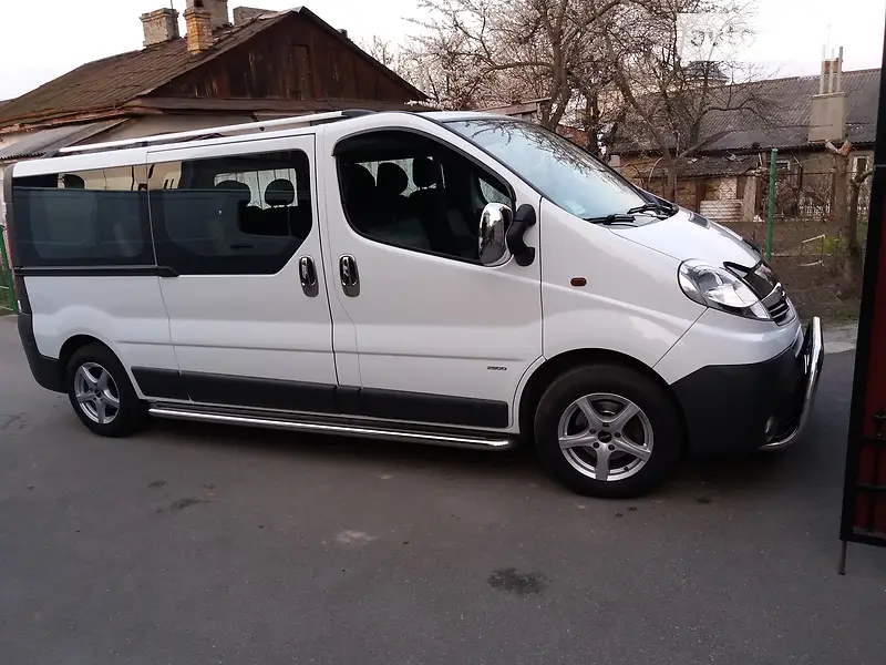 2010 opel vivaro