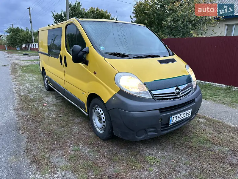 2010 opel vivaro