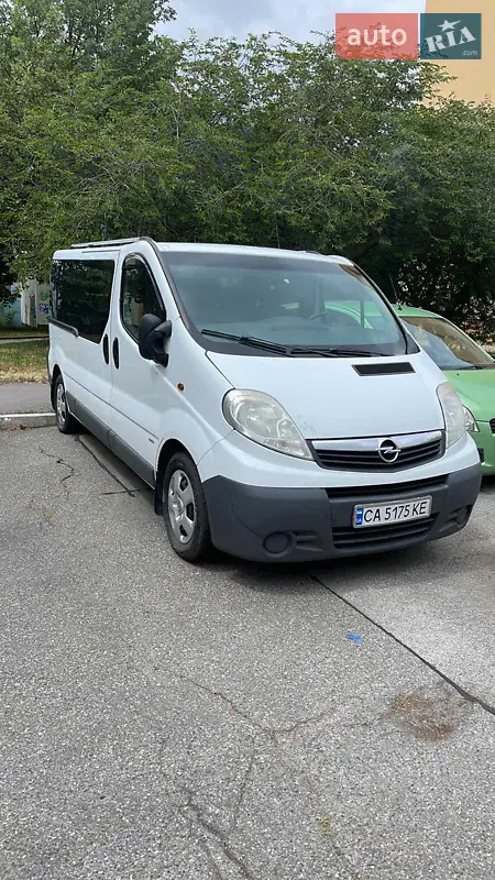 2011 opel vivaro