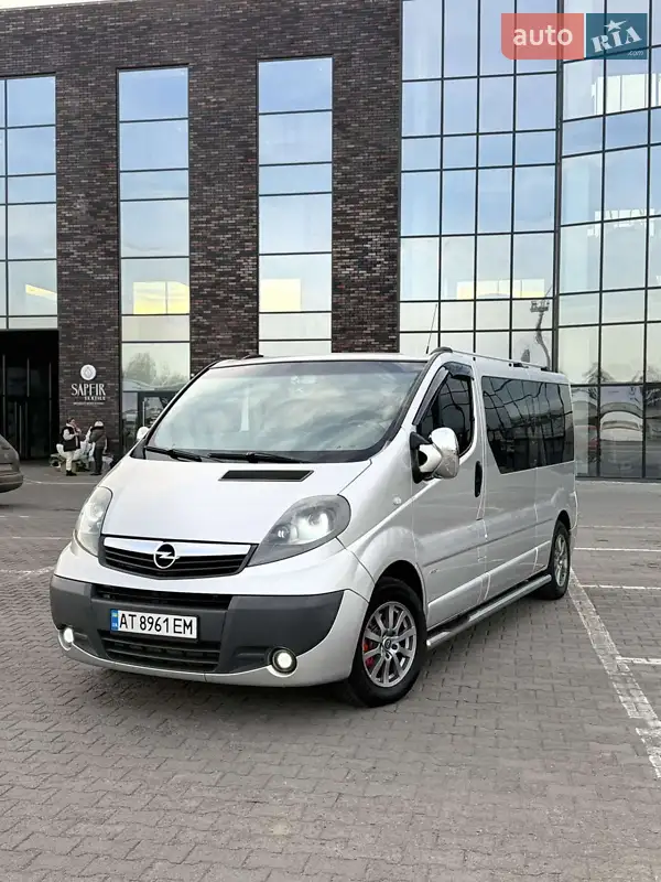 2010 opel vivaro