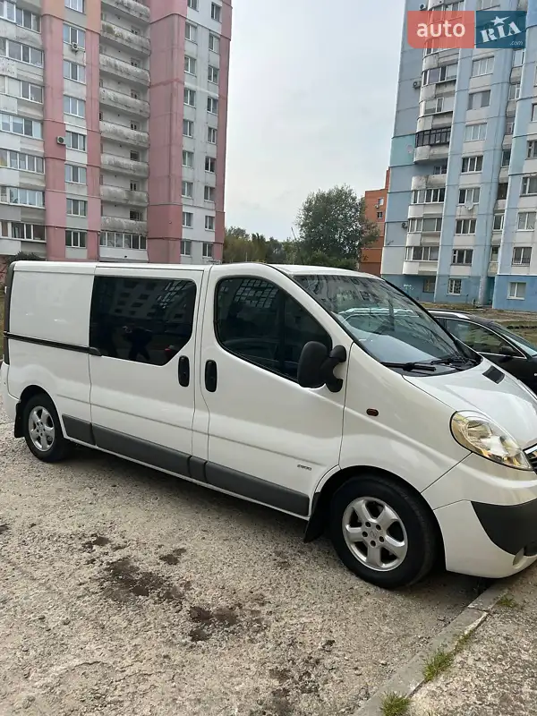 2011 opel vivaro