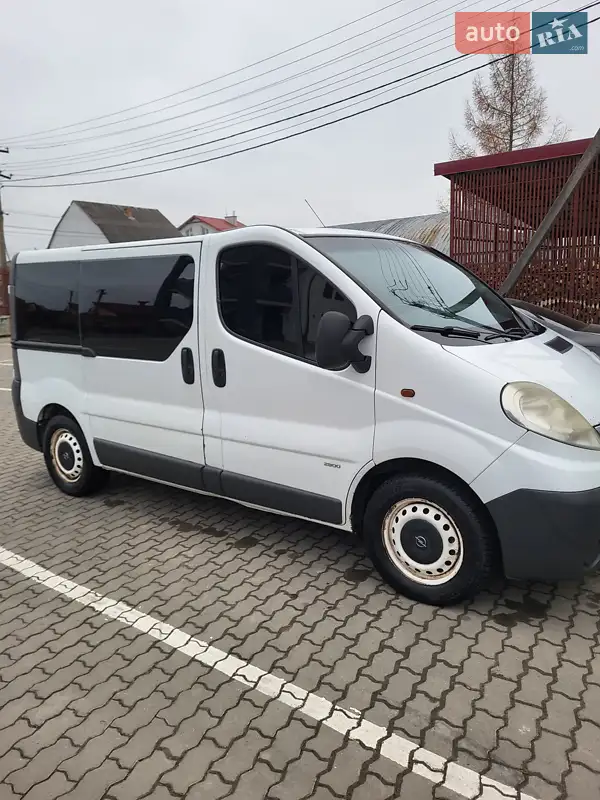 2007 opel vivaro