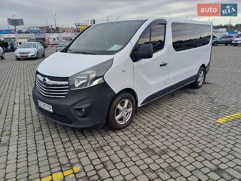 2017 opel vivaro