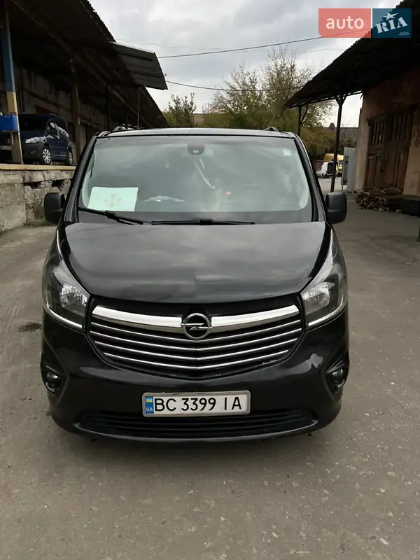 2017 opel vivaro
