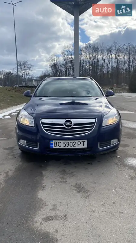 2011 opel insignia