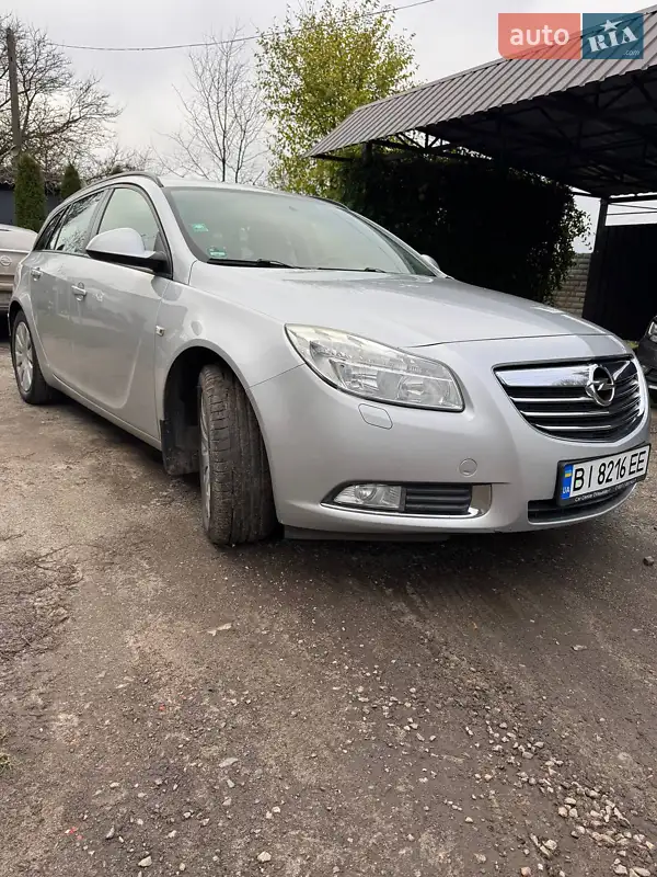 2012 opel insignia sports tourer