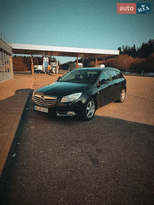 2011 opel insignia