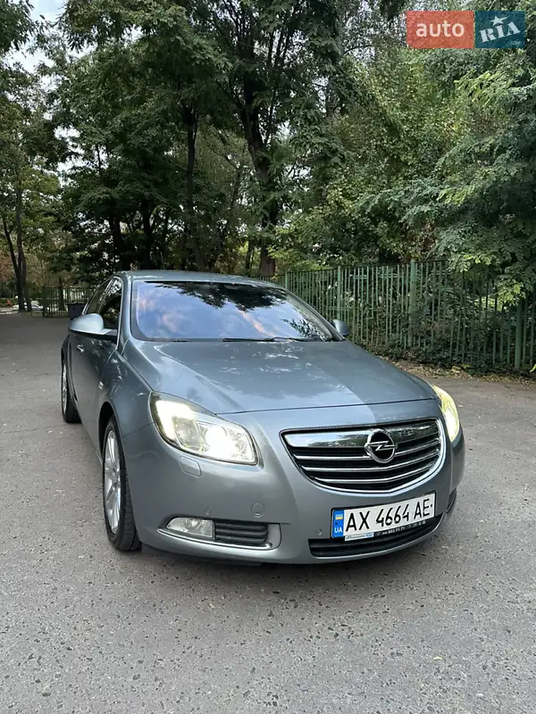 2011 opel insignia