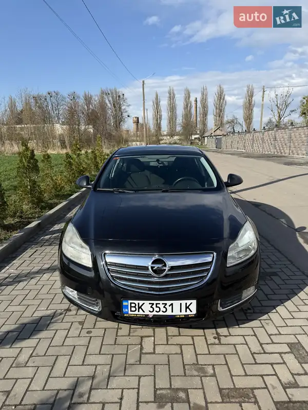 2010 opel insignia