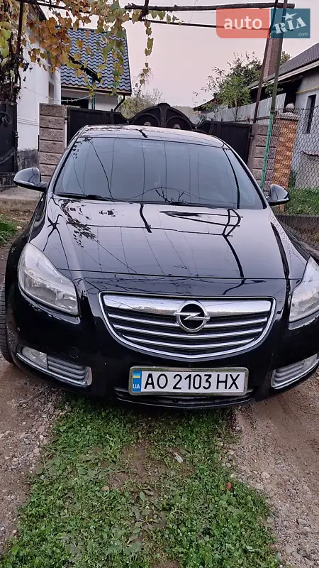 2011 opel insignia