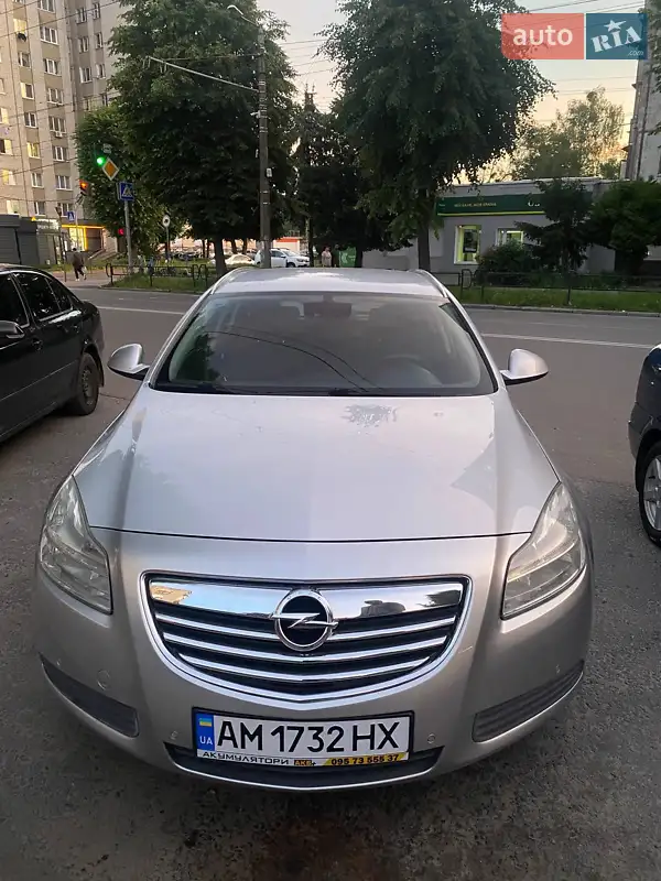 2010 opel insignia