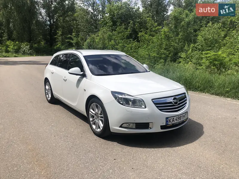 2011 opel insignia