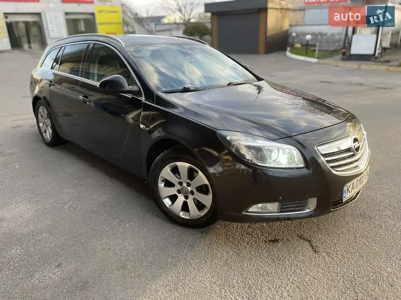 2013 opel insignia station wagon
