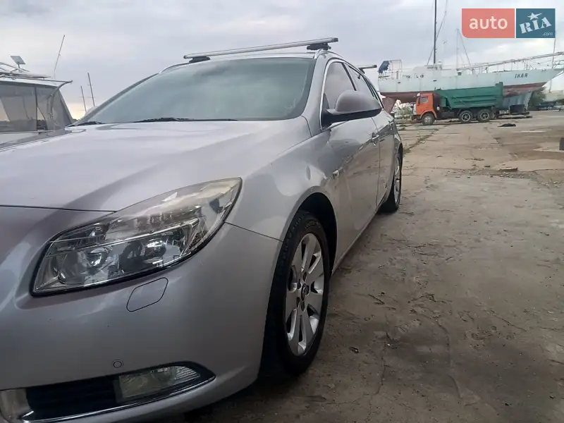 2011 opel insignia