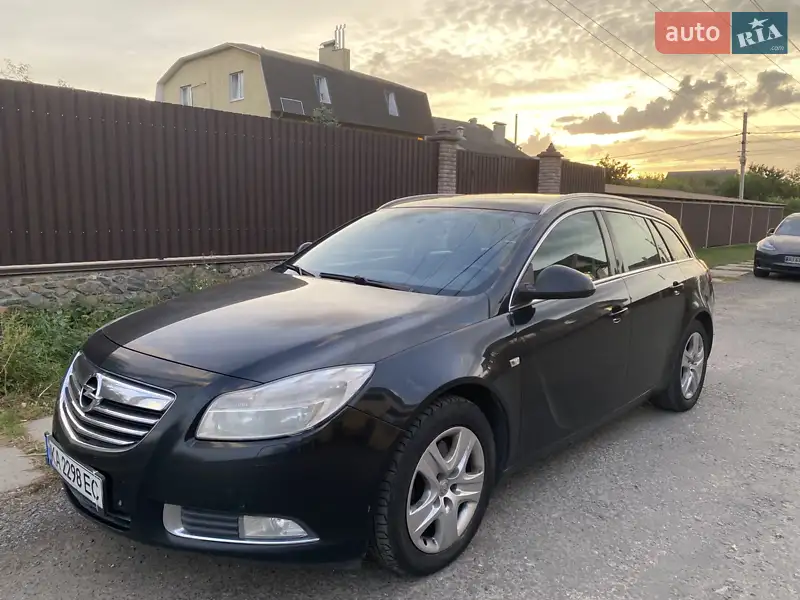 2013 opel insignia-sports-tourer