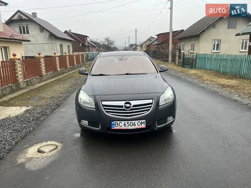 2013 opel insignia sports tourer