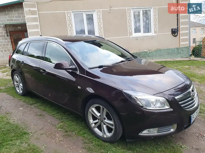 2011 opel insignia