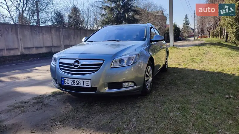 2013 opel insignia