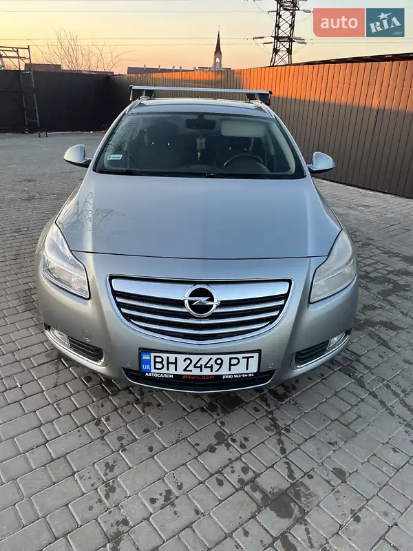 2011 opel insignia