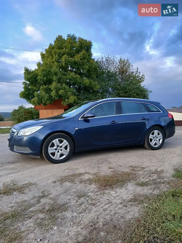 2011 opel insignia
