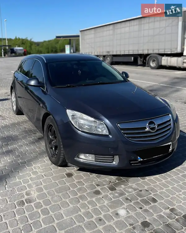 2010 opel insignia