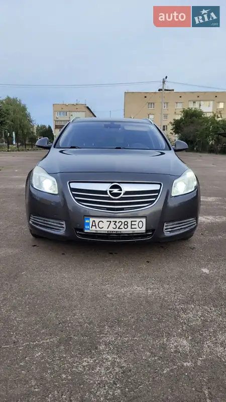 2010 opel insignia