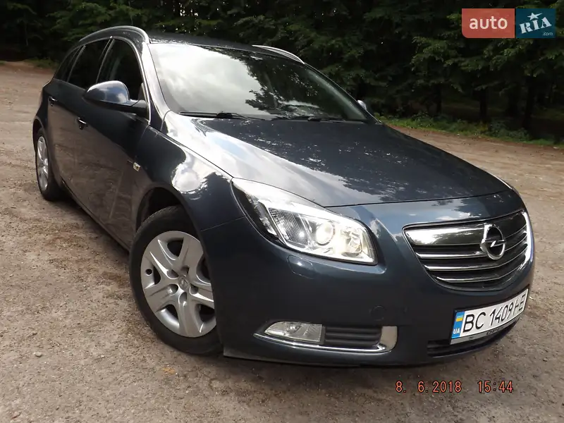 2011 opel insignia