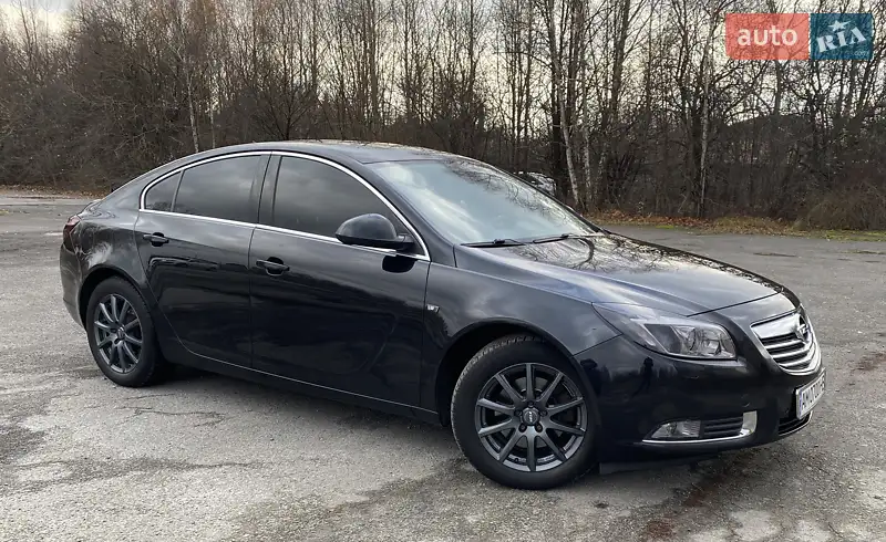 2012 opel insignia