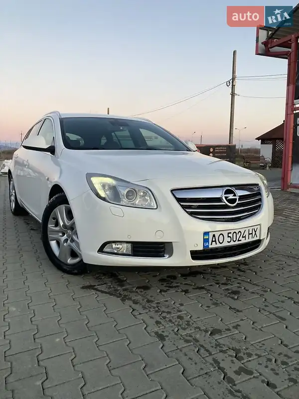 2012 opel insignia sports tourer