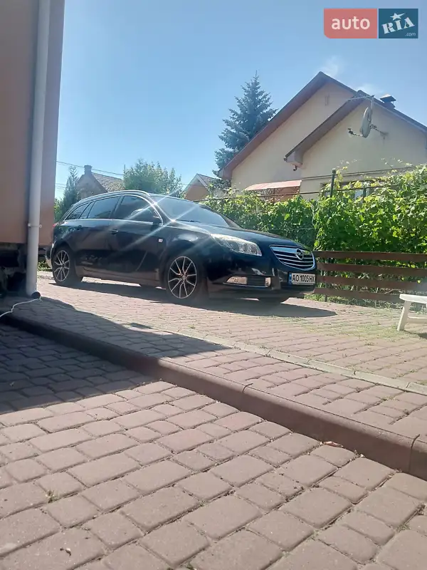 2010 opel insignia