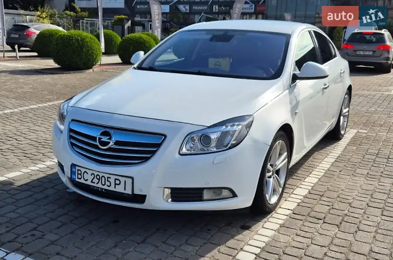 2013 opel insignia