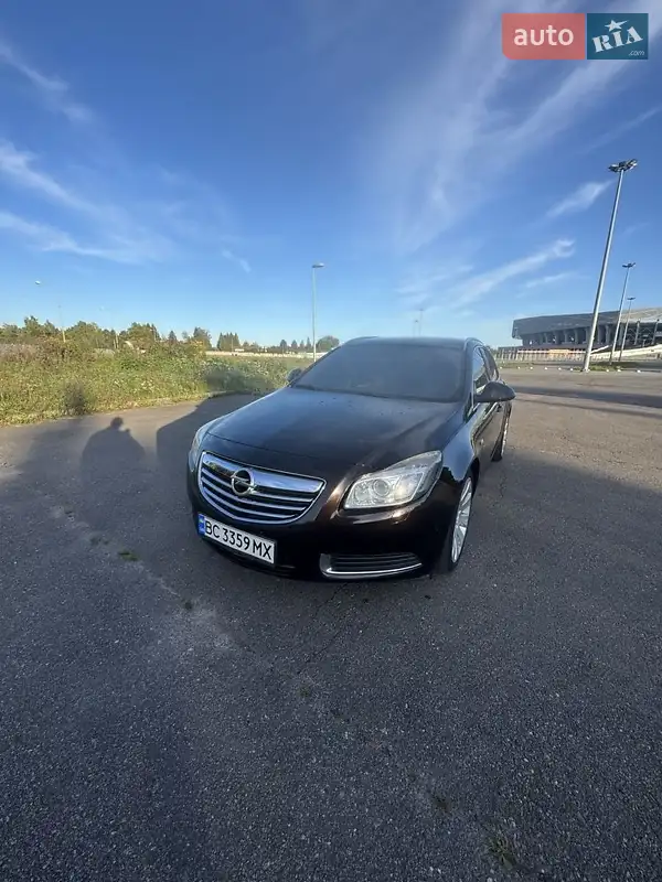 2011 opel insignia