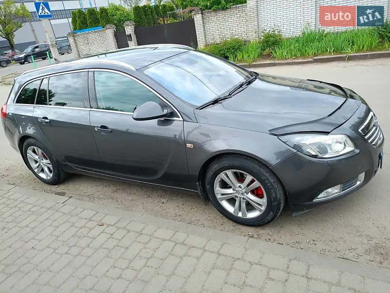 2011 opel insignia