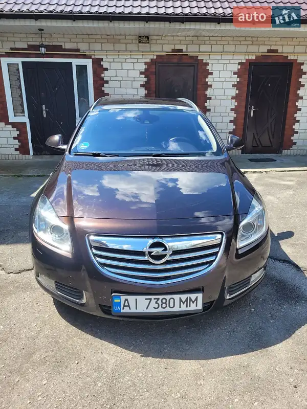 2011 opel insignia-sports-tourer