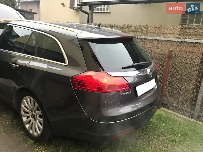 2011 opel insignia