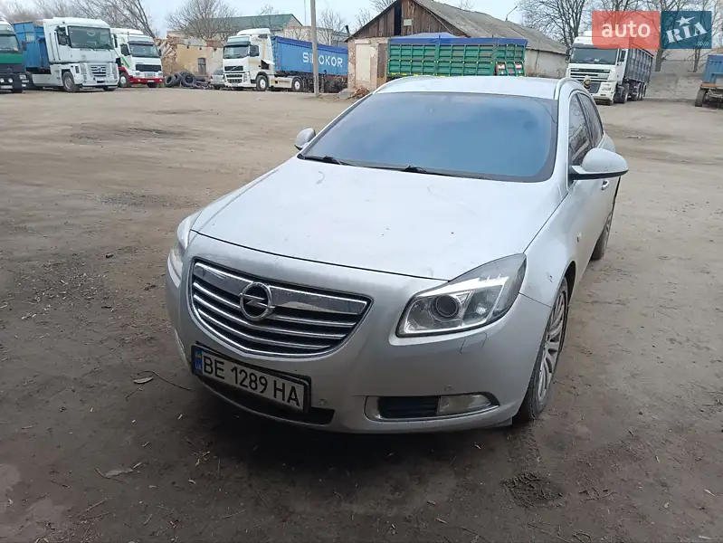 2010 opel insignia