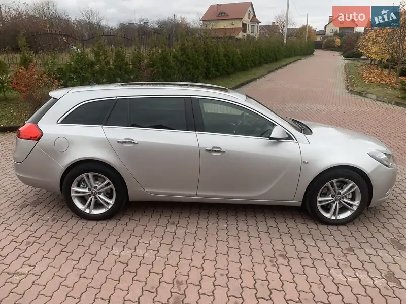 2011 opel insignia