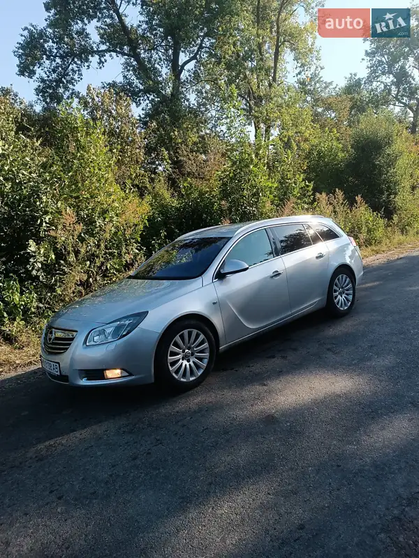 2011 opel insignia sports tourer