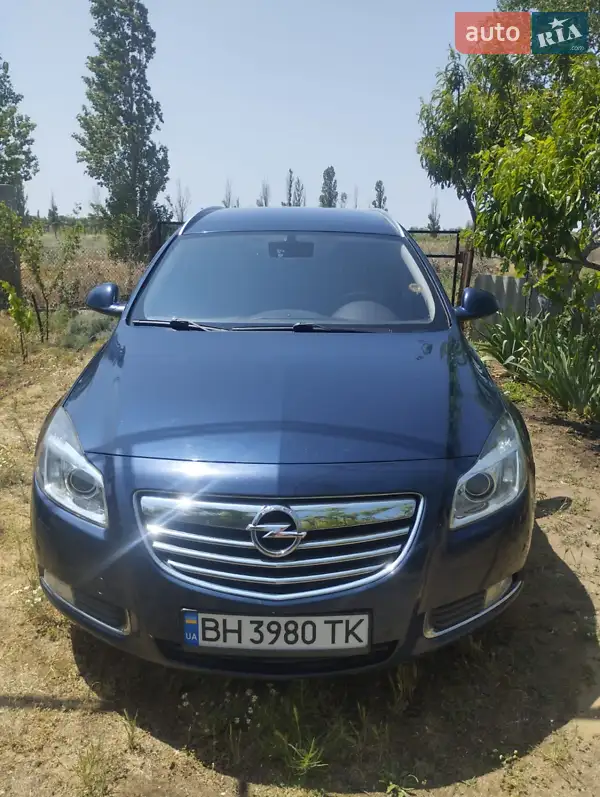 2011 opel insignia