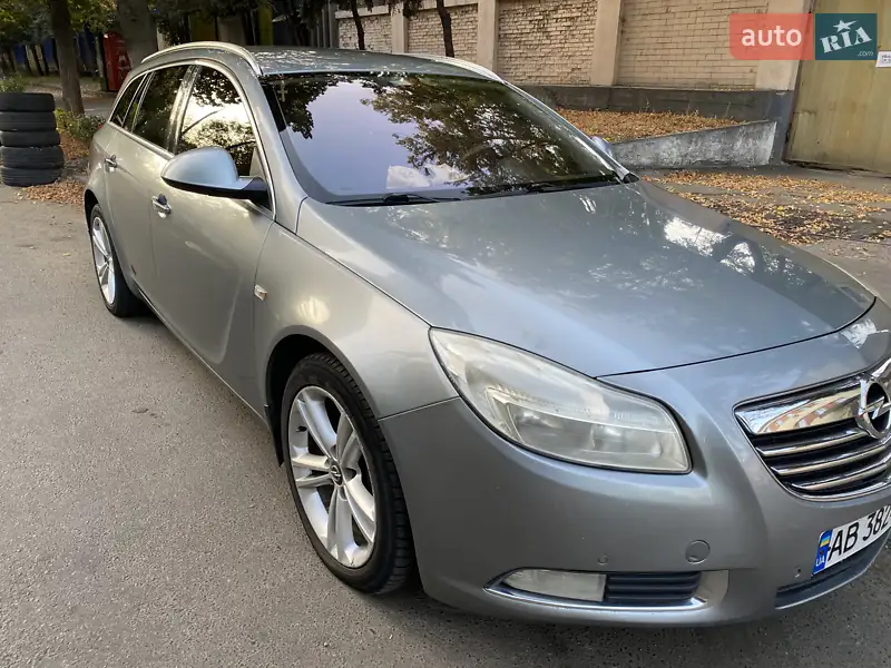 2010 opel insignia