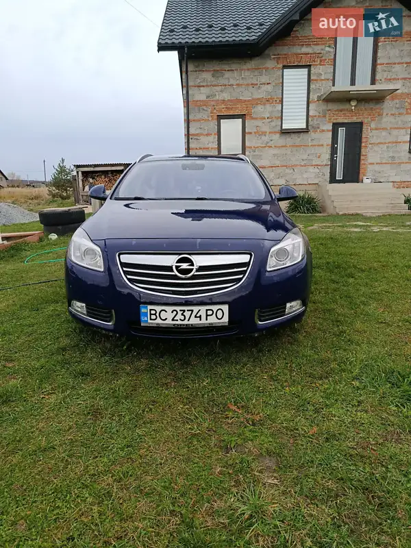 2011 opel insignia