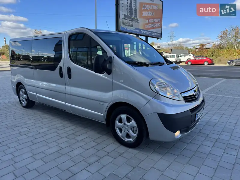 2011 opel vivaro