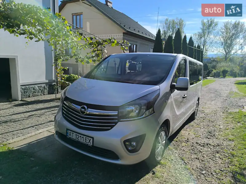 2017 opel vivaro