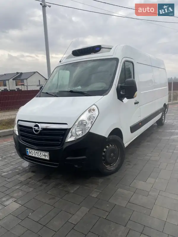2014 opel movano