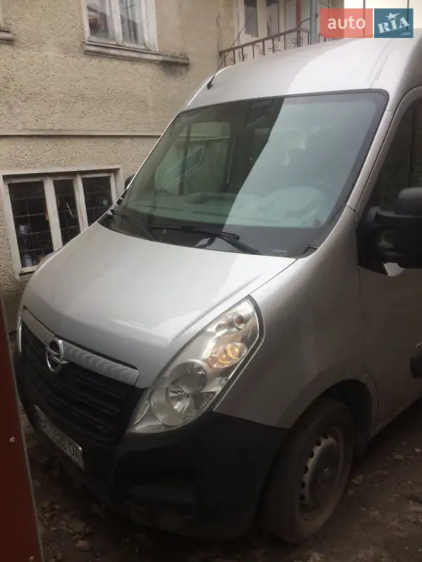 2016 opel movano