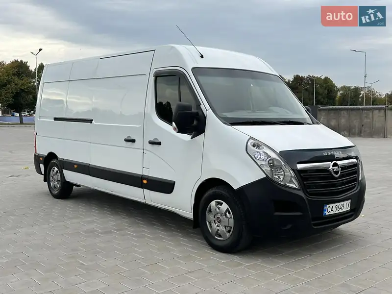 2017 opel movano